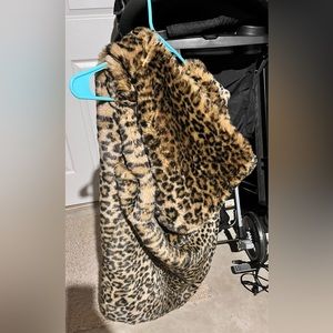 BRAND NEW Cheetah medium Carmen Vest